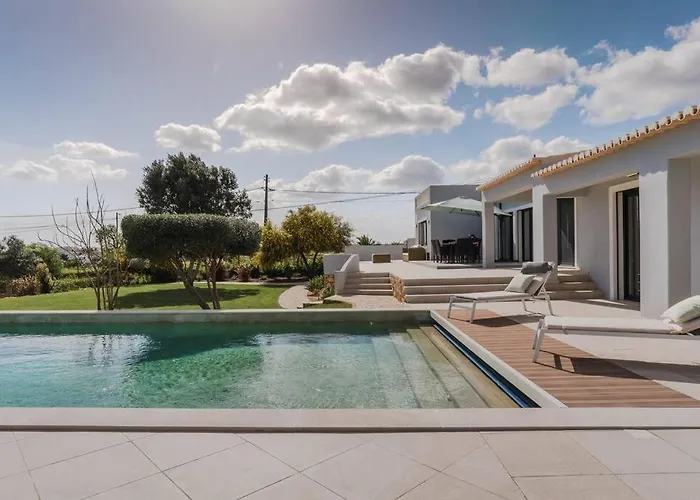 Luxurious 4bedroom Retreat By Lisbeyond Villa