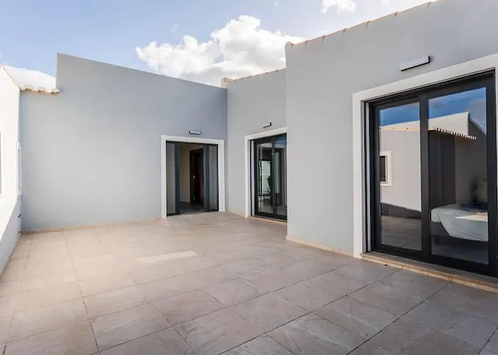 Luxurious 4bedroom Retreat By Lisbeyond Villa