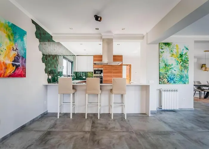 Luxurious 4bedroom Retreat By Lisbeyond Villa *