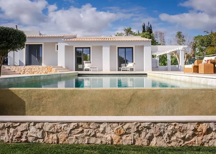 Villa Luxurious 4bedroom Retreat By Lisbeyond Lagos