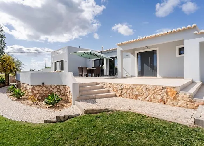 Luxurious 4bedroom Retreat By Lisbeyond