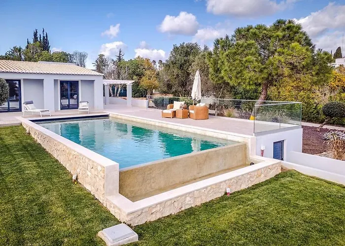 Villa Luxurious 4bedroom Retreat By Lisbeyond Lagos