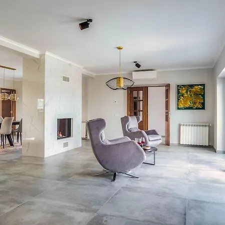 Luxurious 4bedroom Retreat Villa *