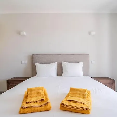 Luxurious 4bedroom Retreat By Lisbeyond * Lagos