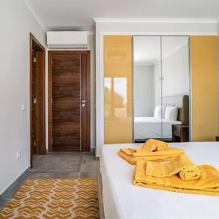 Villa Luxurious 4bedroom Retreat *