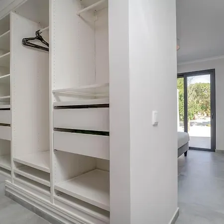 Luxurious 4bedroom Retreat