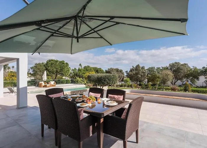 Villa Luxurious 4bedroom Retreat By Lisbeyond Lagos