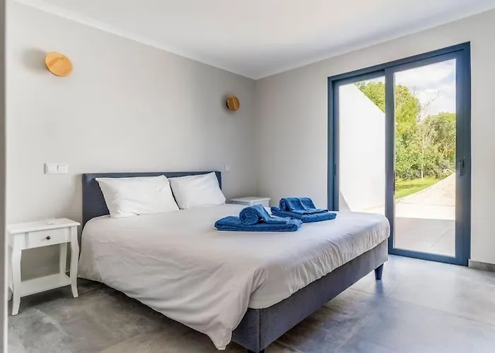 Villa Luxurious 4bedroom Retreat By Lisbeyond